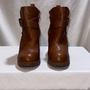 Chunky heel Booties.🥾